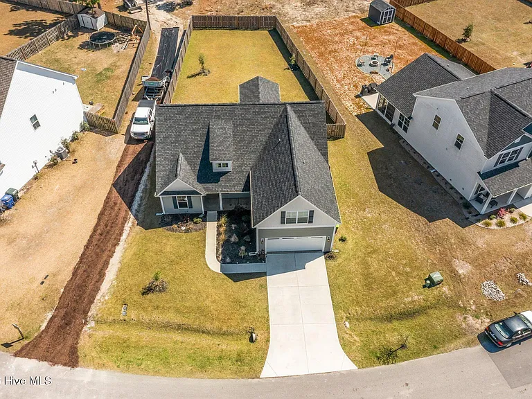 912 W Arboria Dr — Photo 38
