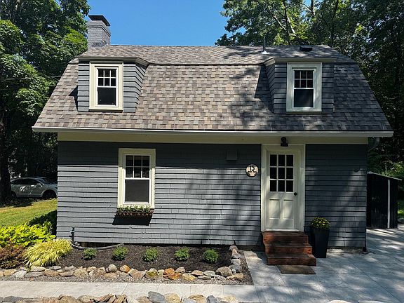 2nd image of 15 Bolton Rd