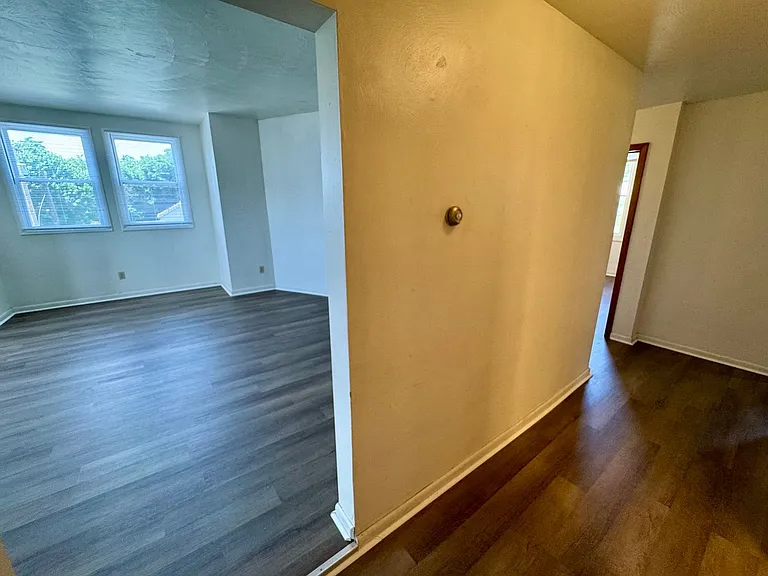 212 North Highland Avenue — Photo 7