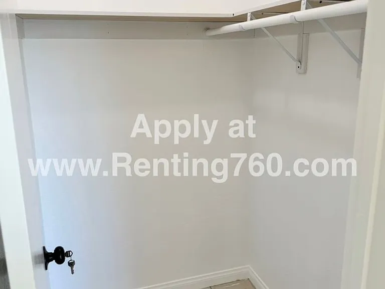 6772 Maude Adams Ave — Photo 24