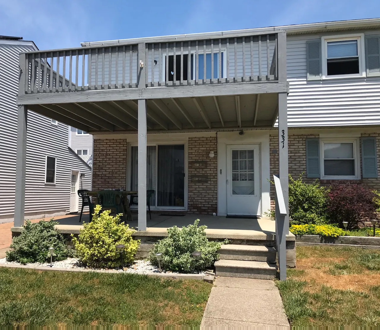 2 bed, 900 sqft, $1,550 — Photo 2