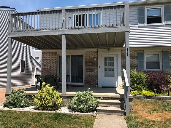 2nd image of 331 37th St S #A