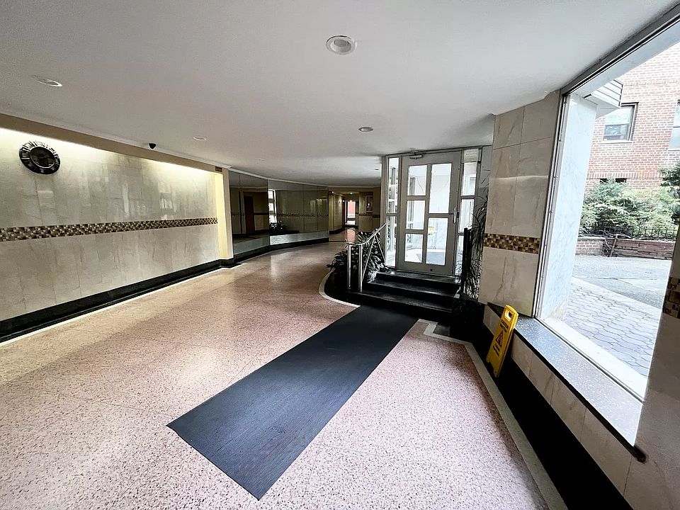 1st image of 1840 E 13th St APT 6
