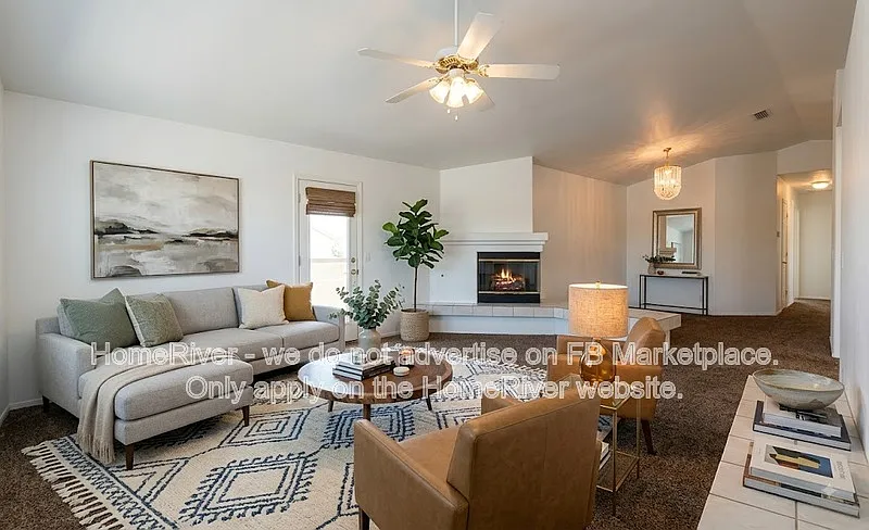 3 bed, 2.0 bath, 1759 sqft, $1,695 — Photo 2