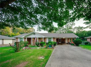 1568 Lakeland Cir, Morrow, GA 30260