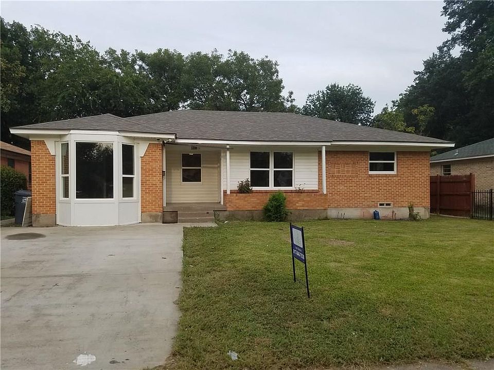 1st image of 1338 Dell Oak Dr