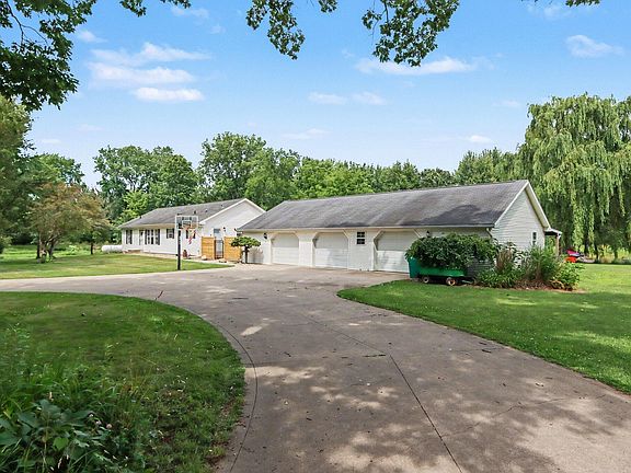 2nd image of 56883 Pulver Rd