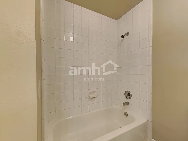 26887 Castlecliff Ln — Photo 20