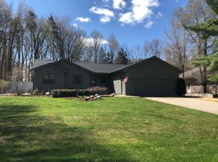 6068 Brookwood Dr, Burton, MI