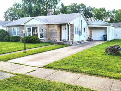 119 S 6th St SE, Clay City, IL, 62824