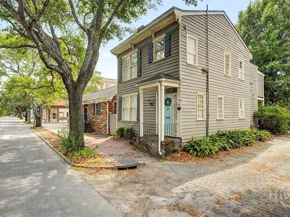 111 E Broad Street, Savannah, GA 31401