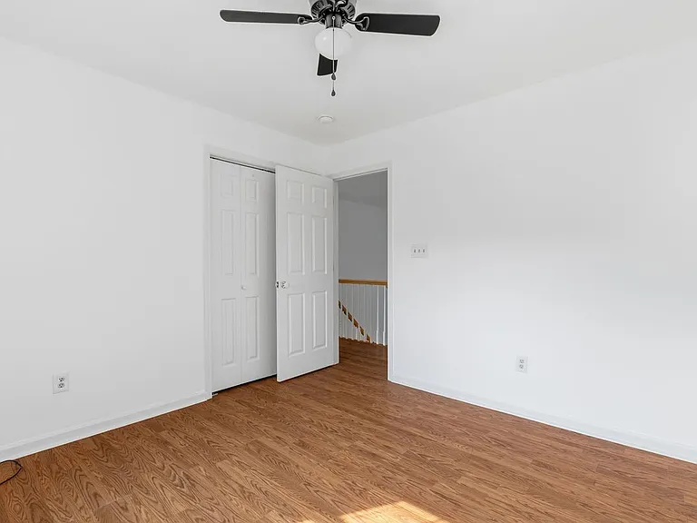 7 Van Keuren Ave — Photo 11