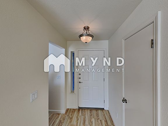4th image of 535 Mountain View Dr Unit 3