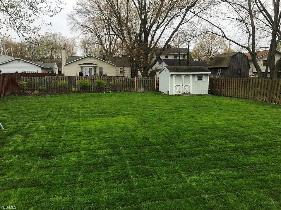 2nd image of 3093 Gale Rd