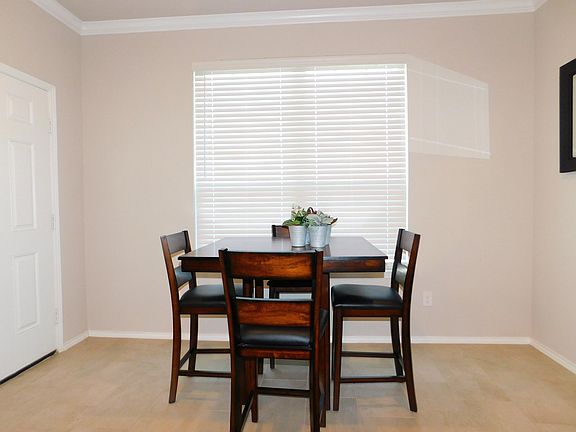 4th image of 2216 Greystone Dr
