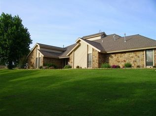 117 Deer Creek Rd, Edmond, OK 73012
