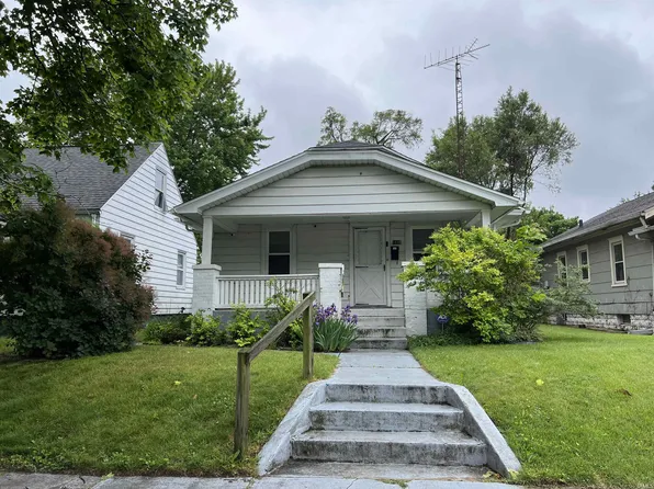 1438 Miner St, South Bend, IN 46617