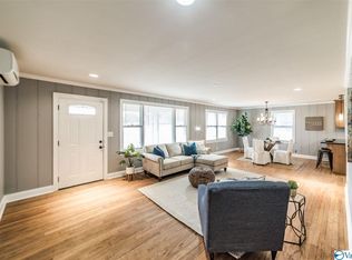 2533 Hobbs Island Rd, Huntsville, AL 35803