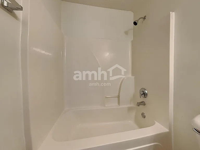 6889 Show Boat Ln — Photo 14