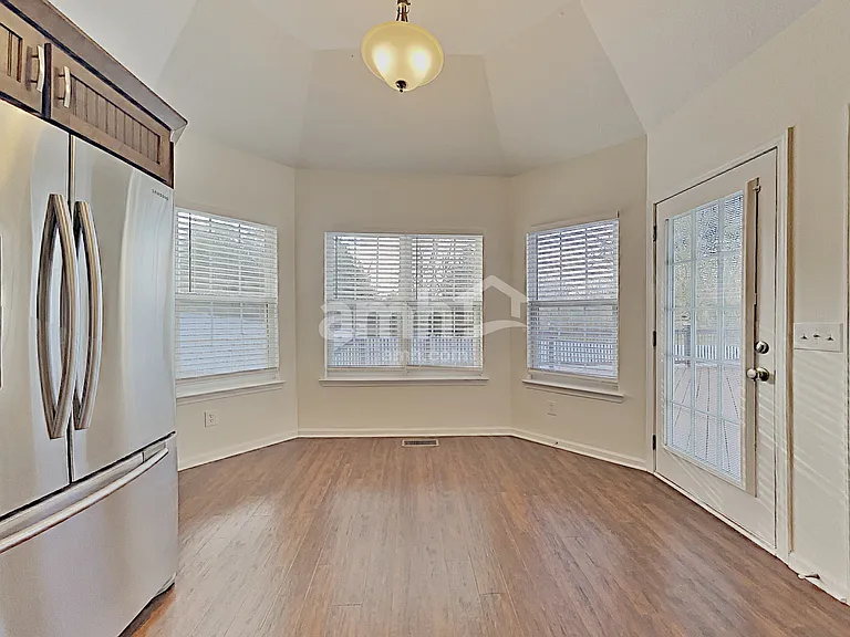 434 Parrish Hl — Photo 6