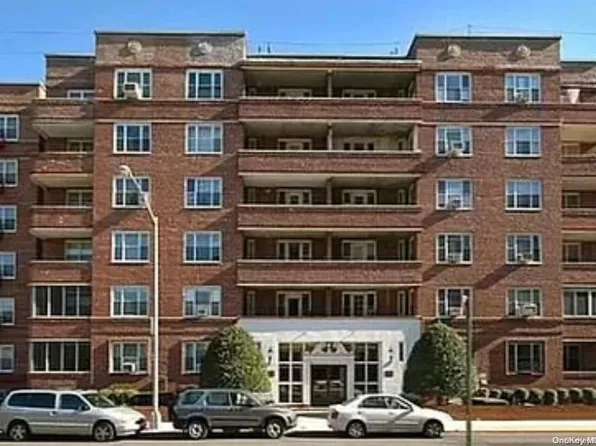 83-33 Austin Street #1D, Kew Gardens, NY 11415