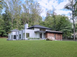 14 Westview Ln, Norwalk, CT 06854