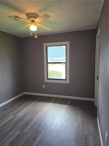 313 Barton Ave — Photo 15