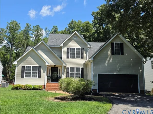 12407 Petersburg St, Chester, VA 23831