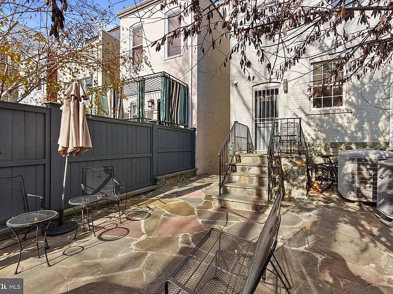936 T St NW #B — Photo 19