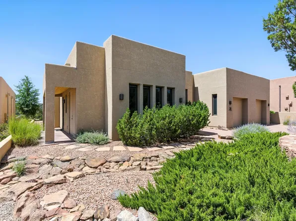 29 Hogan Ct NE, Sandia Park, NM 87047