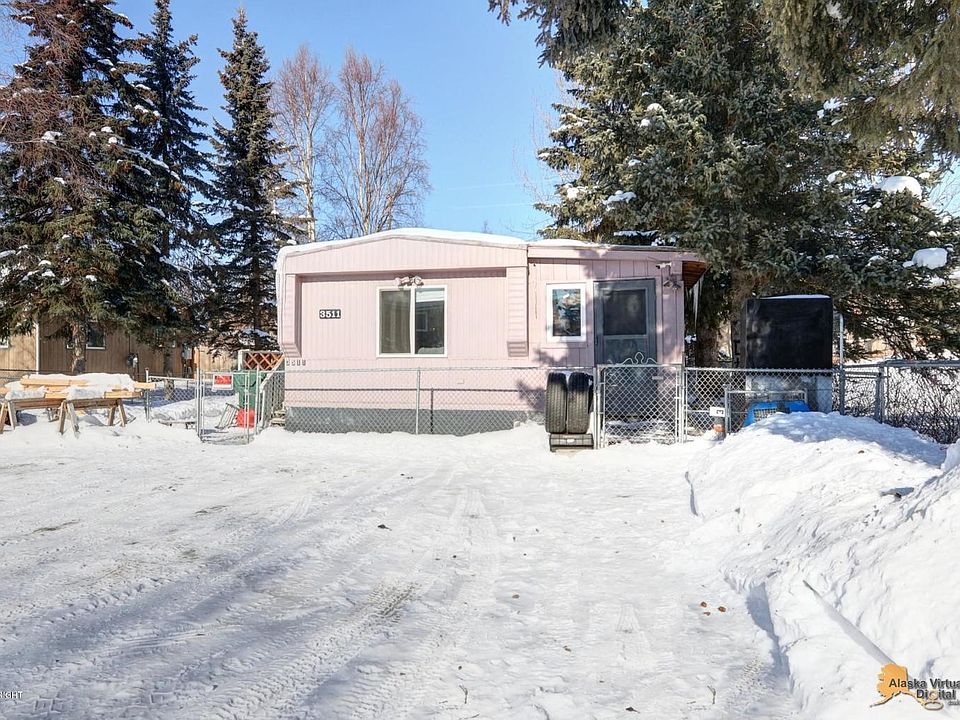 2nd image of 3511 E 65th Ave