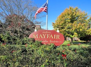 200 N Village Ave APT F1, Rockville Centre, NY 11570