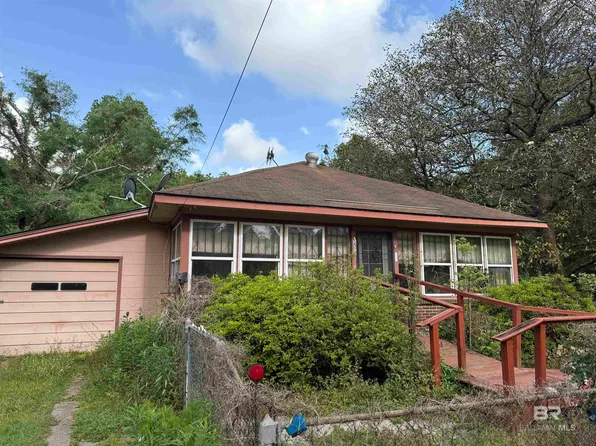 157 N Shelton Beach Rd, Eight Mile, AL 36613