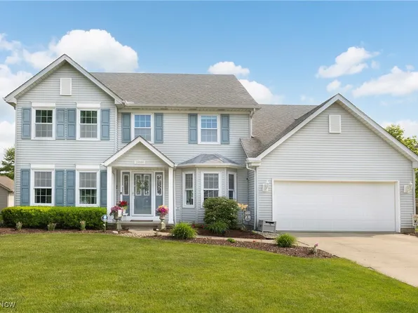 29900 Westminster Dr, North Olmsted, OH 44070