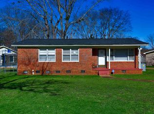 1933 Stevens Dr NE, Huntsville, AL 35801