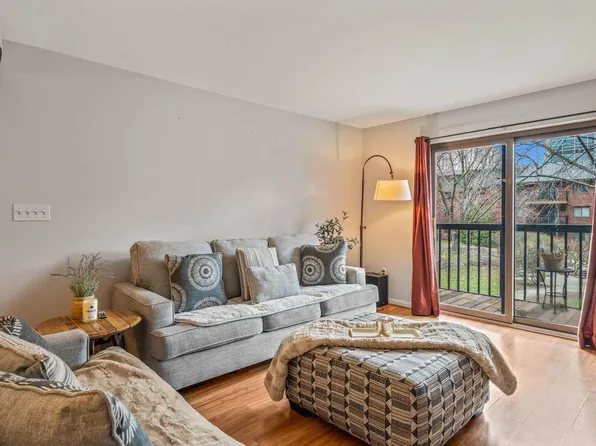 1108 North Milwaukee STREET #231, Milwaukee, WI 53202