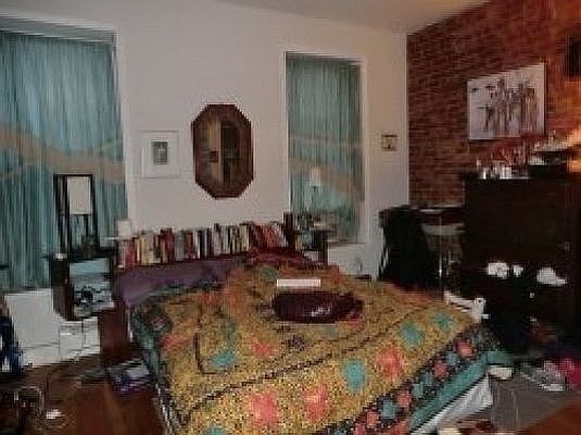 4th image of 564 Saint Marks Ave APT 2L