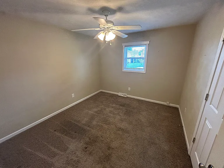 2066 Chestnut St — Photo 13