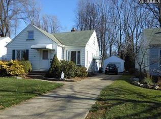 4113 W 229th St, Fairview Park, OH 44126