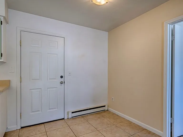 676 Zuni Dr #A — Photo 6