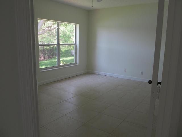 1st image of 2640 Spiceberry Ln