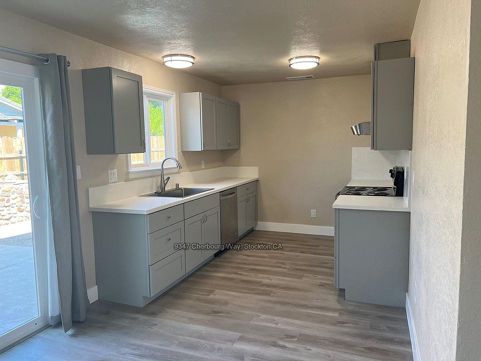 1st image of 9347 Cherbourg Way