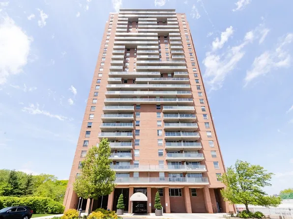 111 Perkins St APT 284, Jamaica Plain, MA 02130