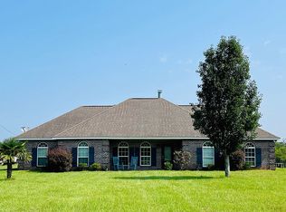 16 D O Stanford Rd, Poplarville, MS 39470