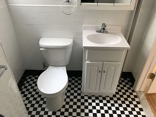 Rented by Owner | media 84