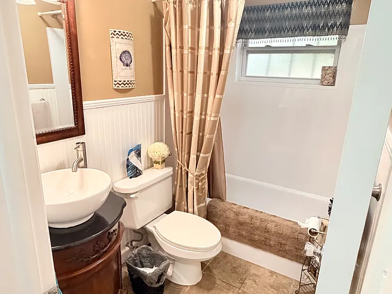 4923 Genesis Ave — Photo 23