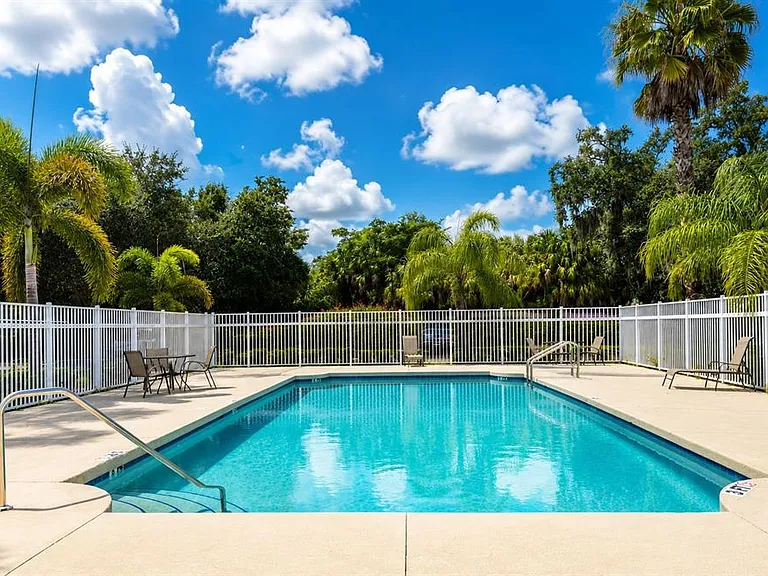 2607 River Preserve Ct #2607 — Photo 2