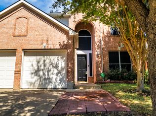 9805 Cliffside Dr, Irving, TX 75063