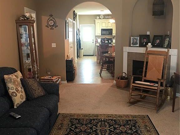 4th image of 9807 Moonlight Dr