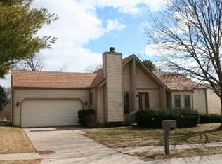 4017 Lamphere Ct, Davenport, IA 52806
